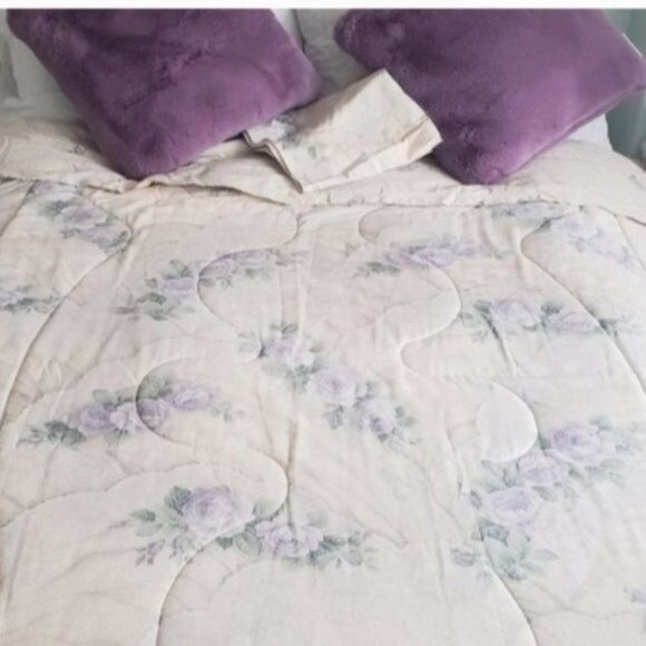 REVERSIBLE BEDDING TWIN- Floral and Cream W large pillow case​ - Picture 12 of 12